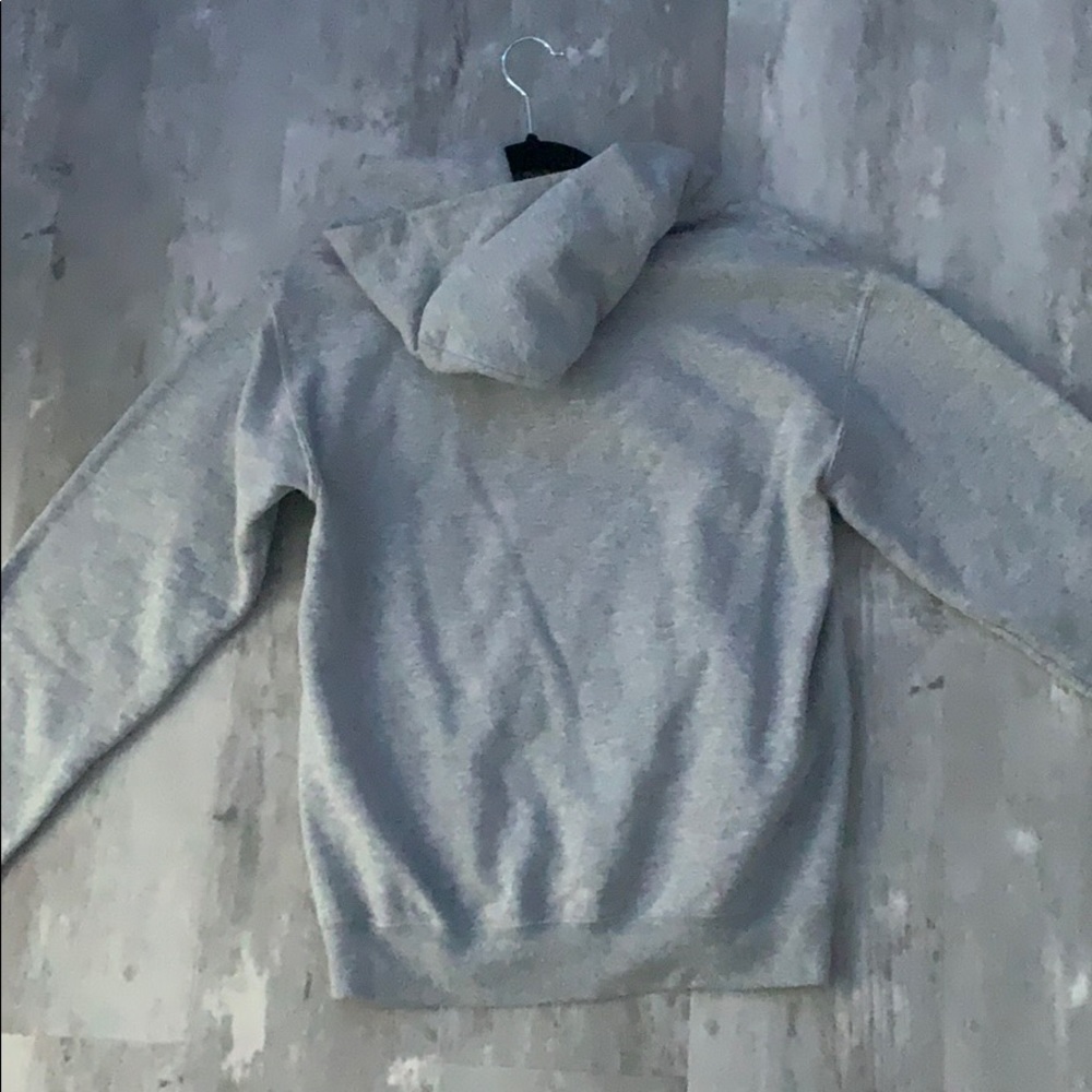 sweatshirt - Picture 2 of 2